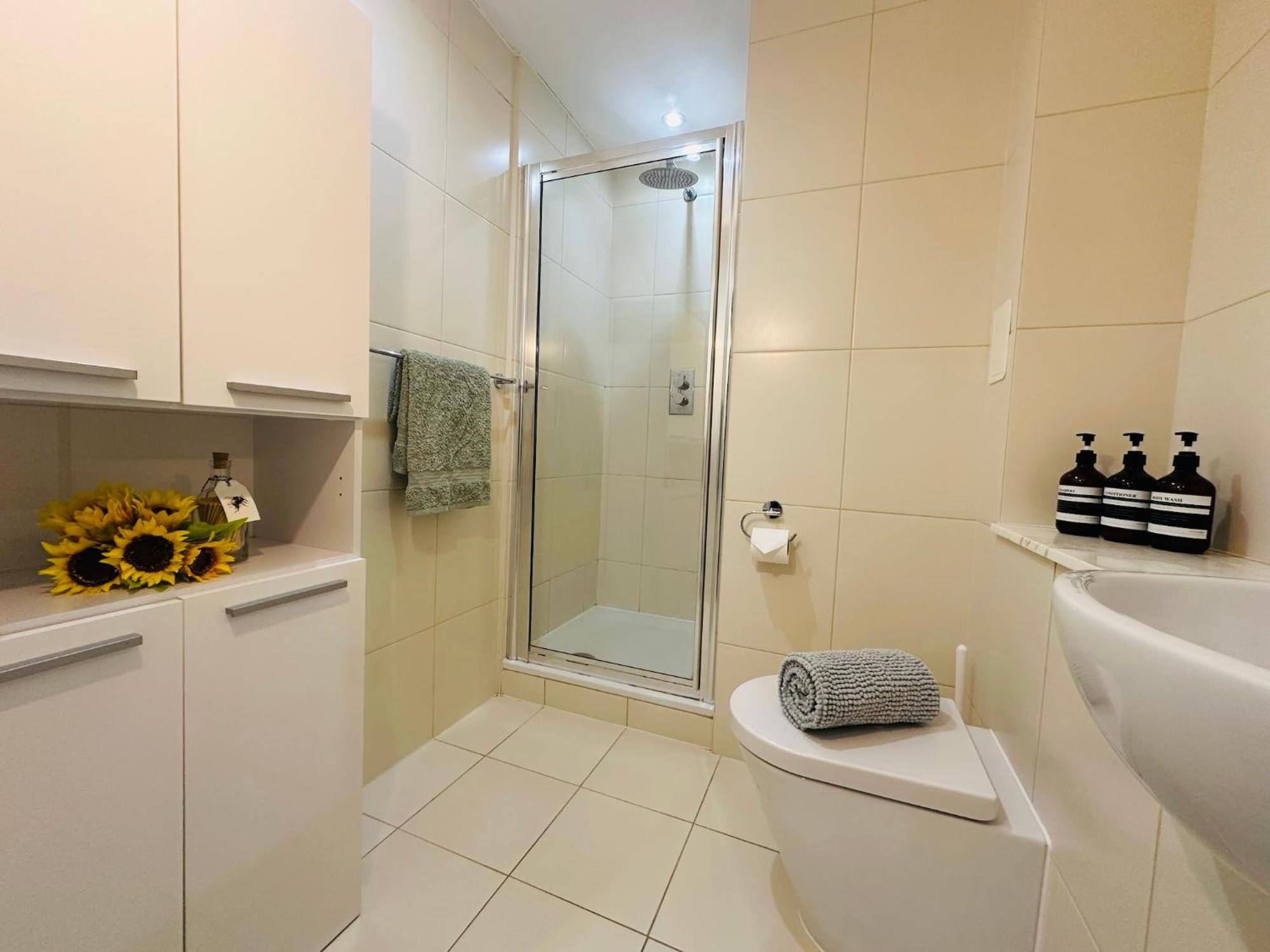 Stylish, Modern Apartment In Central ลอนดอน ภายนอก รูปภาพ